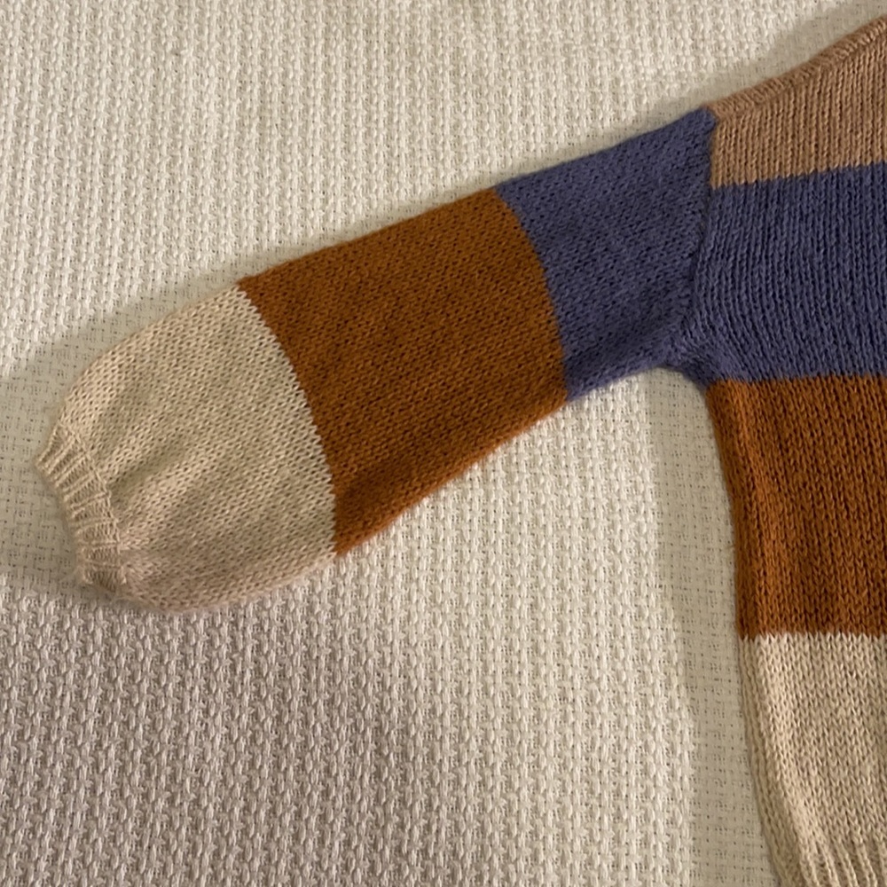 Vero Moda Sweater - Picture 2 of 4